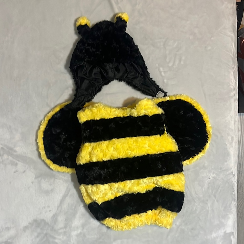 Bumble bee baby costume size 9M- 12M